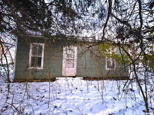 304 N Grove St, Middletown, IL 62666