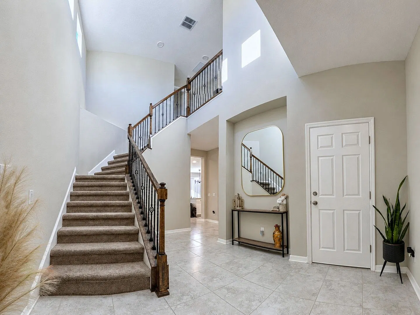 Charming 3BR House in Zephyrhills — Photo 2