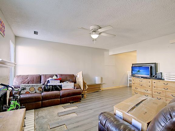 5th image of 235 Pine Shadow Dr