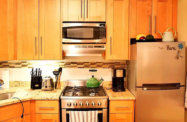 Rented by Rapid Realty Cobble Hill | media 22