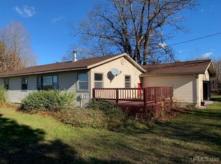 16120 Horoscope Rd, Pelkie, MI 49958