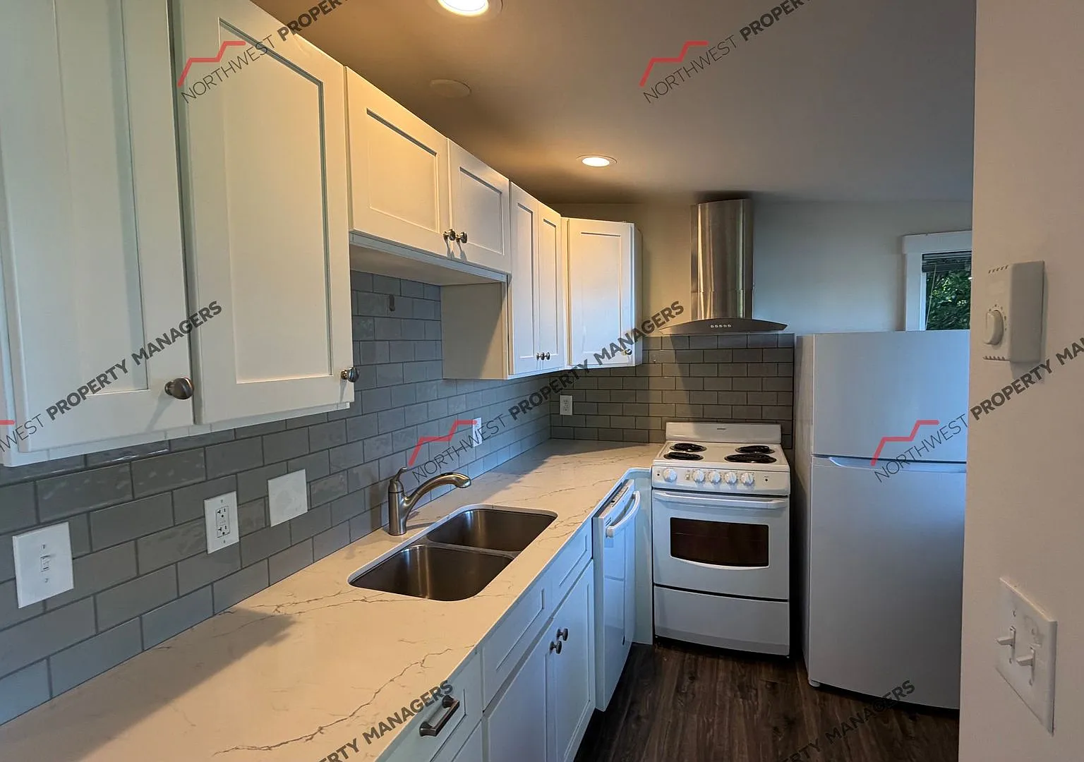 R89 | $2400/month -- Water/Sewer/Internet included! — Photo 4