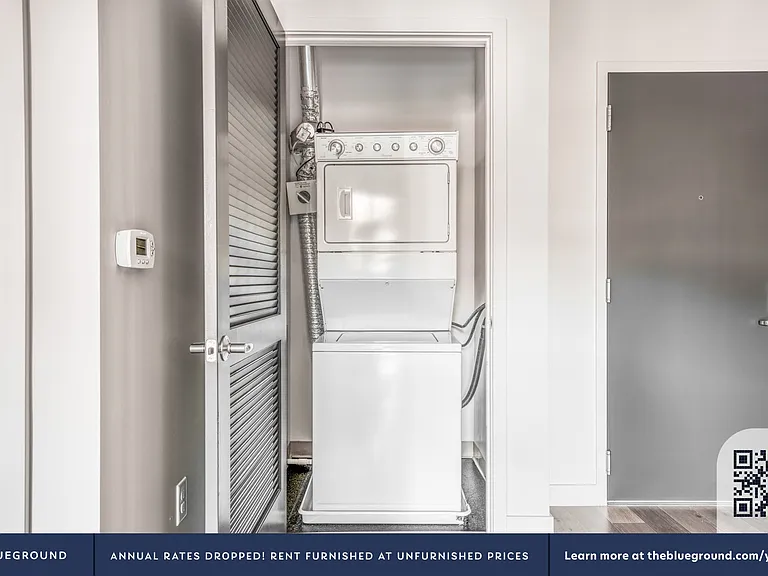 Washer/Dryer in Apartment