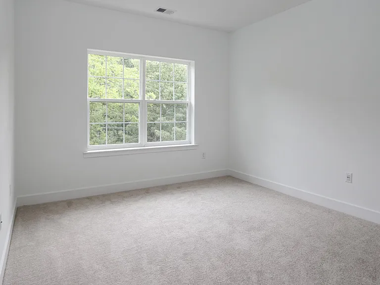 71 Veterans Way — Photo 23