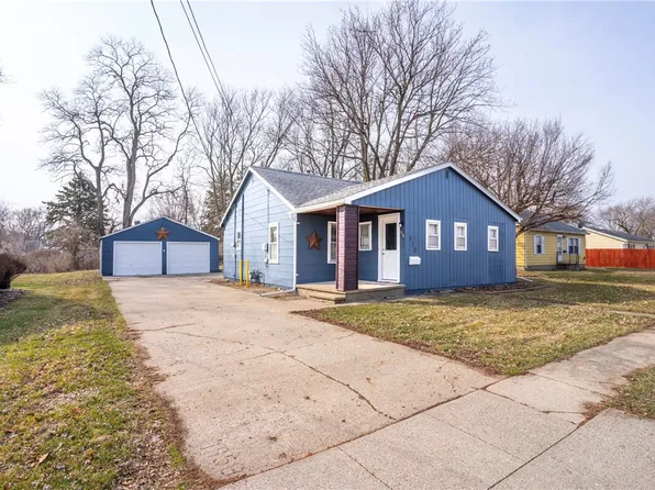 410 3rd Street Pl, Knoxville, IA 50138