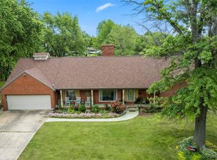 1009 Ridge Top Dr, Dexter, MO 63841