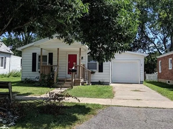 724 Ottokee St, Wauseon, OH 43567