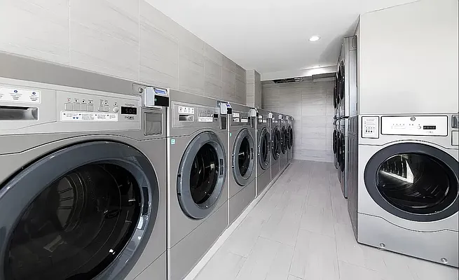 Rented by REAL New York | media 19