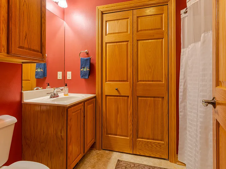 9630 Marcella Dr NE — Photo 31