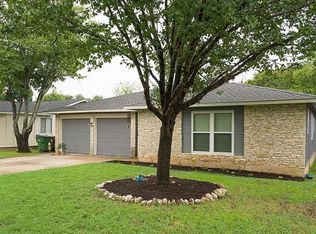 904 Cactus Dr, Round Rock, TX 78681