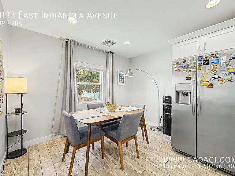 1033 E Indianola Ave — Photo 9