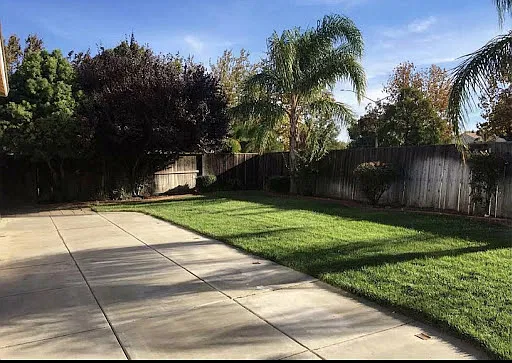 4 bed, 1739 sqft, $2,795 — Photo 3