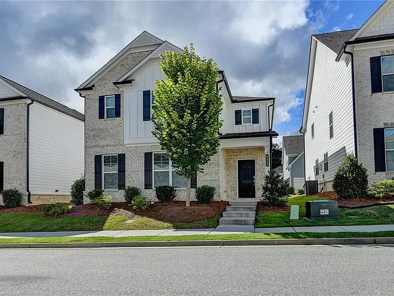 4335 Magpie Dr — Photo 4