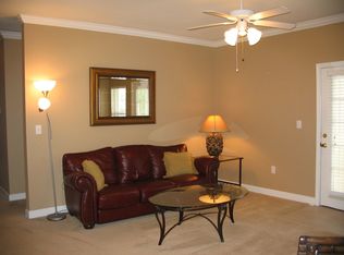 18325 Bridle Club Dr, Tampa, FL 33647