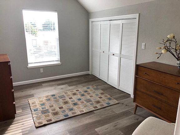 5th image of 921 Palm St #B
