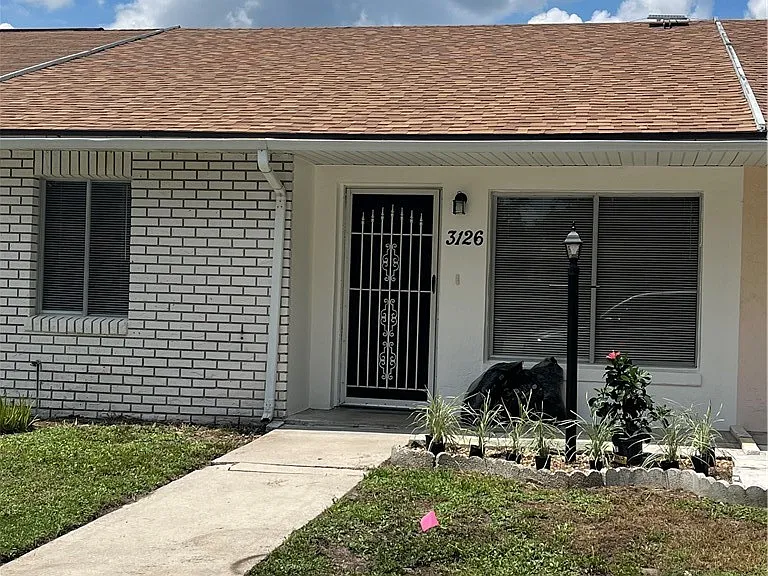 3126 Spinks Rd — Photo 1