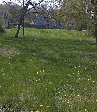 5th image of 2551 46th St NE