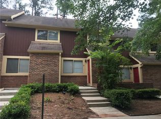 21 Country Place Ct, Alpharetta, GA 30005