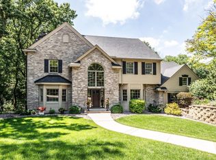 4015 Hosford Hills Rd, Eagan, MN 55123