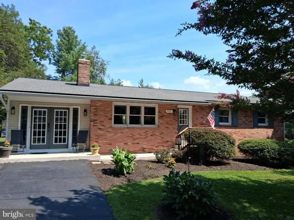 6761 Madison St, Haymarket, VA 20169