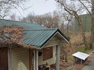 1585 Kilby St, Charleston, WV
