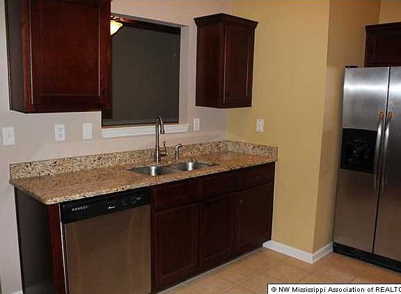 4th image of 2634 Russum Dr