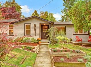 4449 SW Kenyon Pl, Seattle, WA 98136