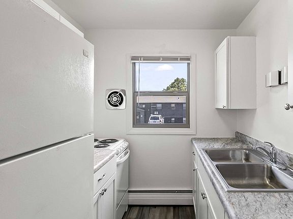 5th image of 3309 S Jefferson Ave #6