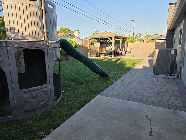 2833 E Alden Pl — Photo 13