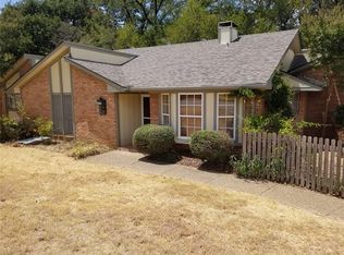 209 Winding Creek Dr, Highland Village, TX 75077