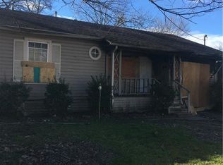 2811 Hemphill St, Greenville, TX 75401