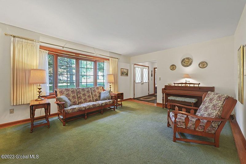3rd image of 120 Woodhaven Drive