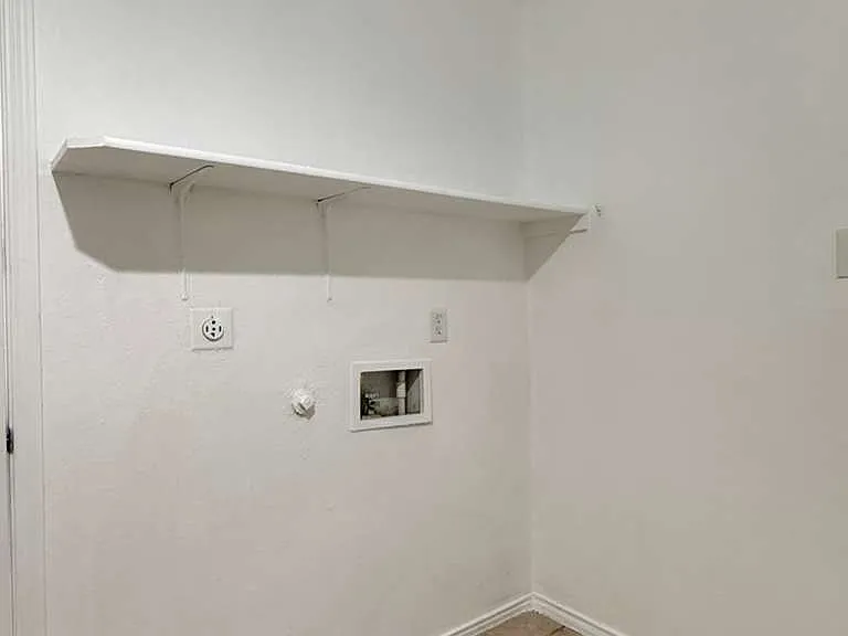 6414 Kensinger Pass — Photo 18