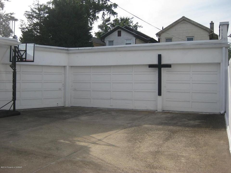 2nd image of 17 Carey Ave