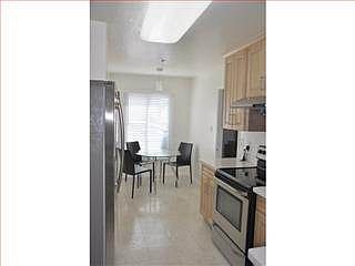 3rd image of 257 Serravista Ave
