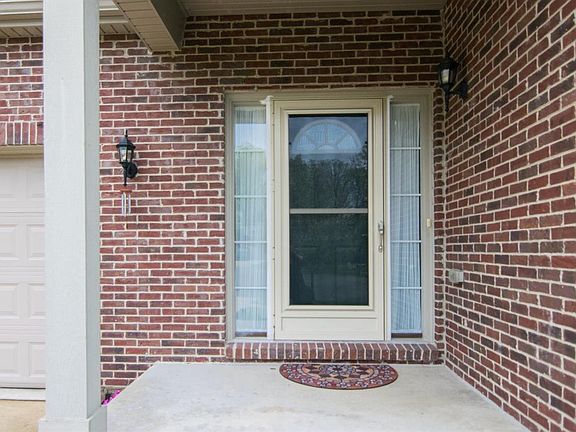3rd image of 1653 Savannah Ct Unit 282