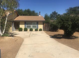 21430 Mission St, Tehachapi, CA 93561