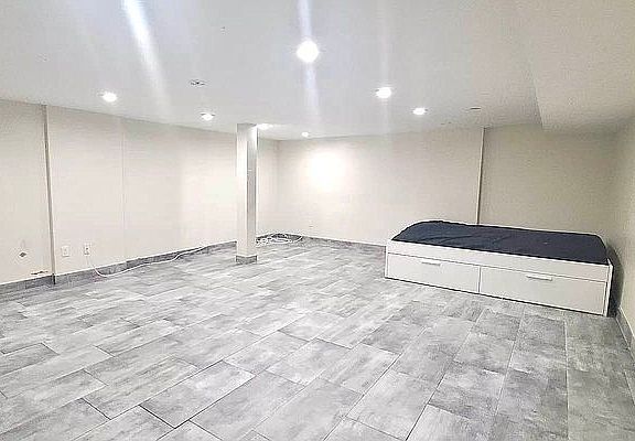 4th image of 1631 Saint Johns Pl #1F