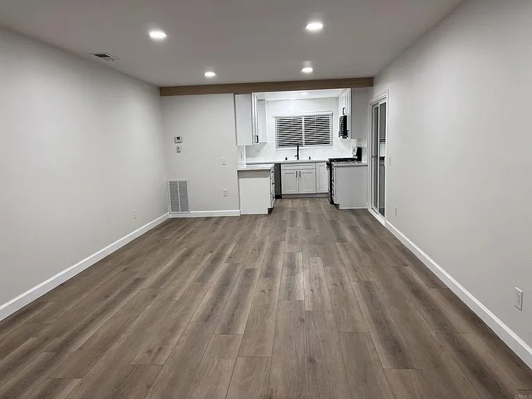 1404 Highridge Dr — Photo 6