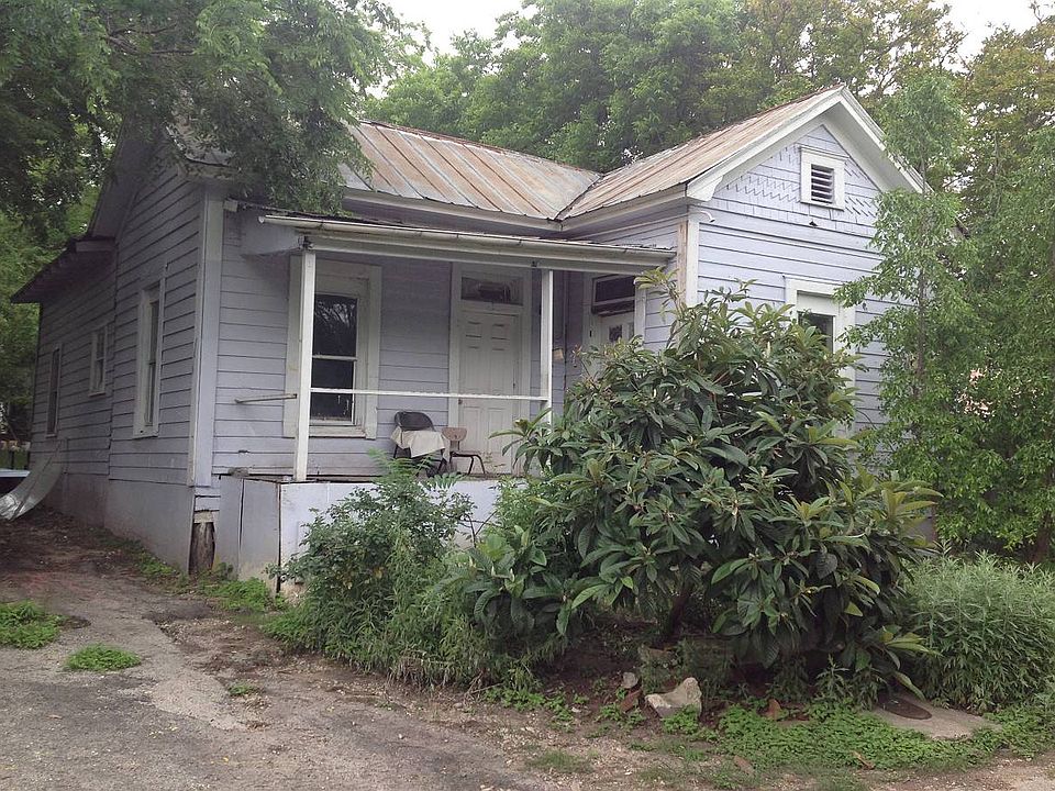 2nd image of 118 Mildred