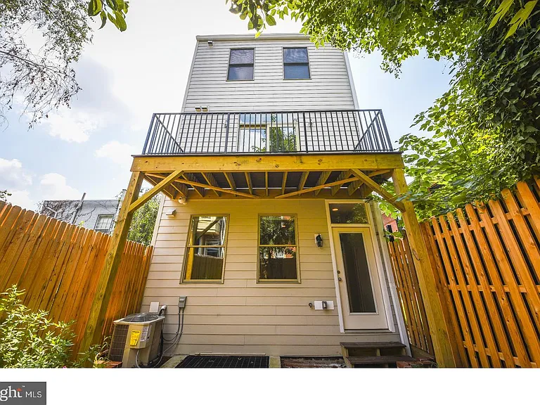 1735 Brandywine St #2 — Photo 21