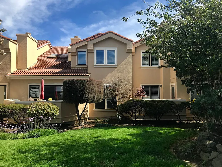 16 Violet Ln — Photo 7