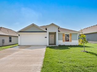 1317 Bates St, Gentry, AR 72734