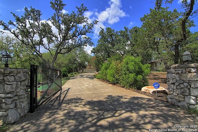 1st image of 115 PALO DURO ST