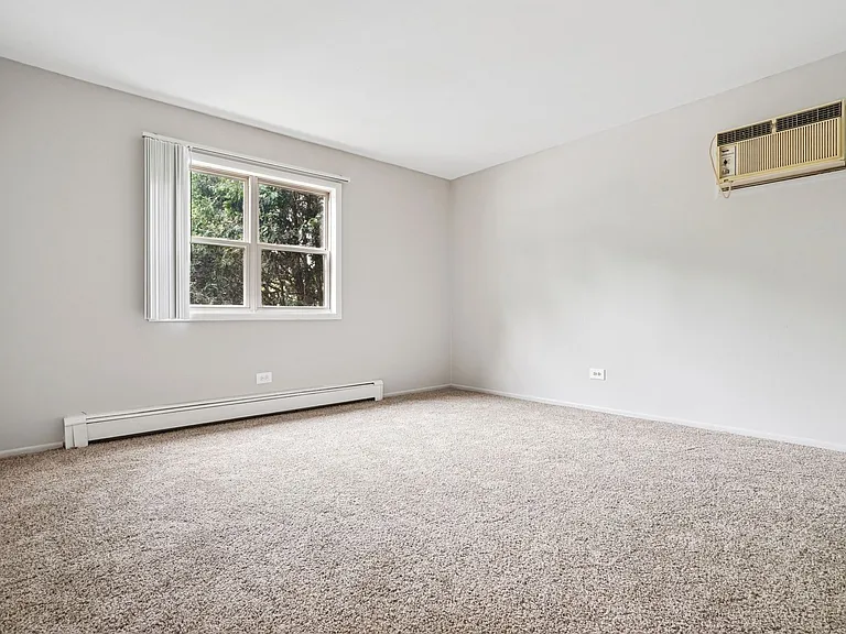 Linden Park Apartments — Photo 26