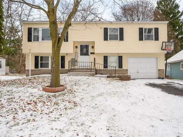 21 Dayton Ave, Clifton Springs, NY 14432