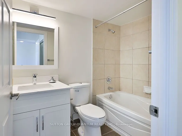 310 Burnhamthorpe Rd W #1602 — Photo 28