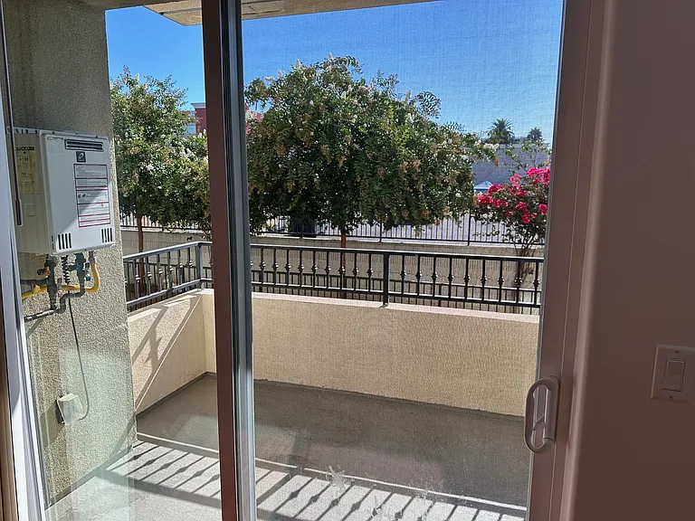 Vesper Avenue — Photo 22