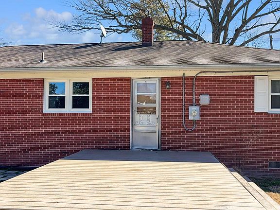 5th image of 13 Nanticoke Rd