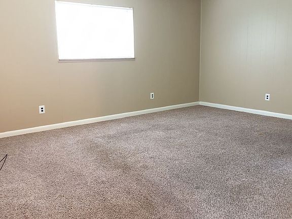 3rd image of 500 Lakeside St APT 3